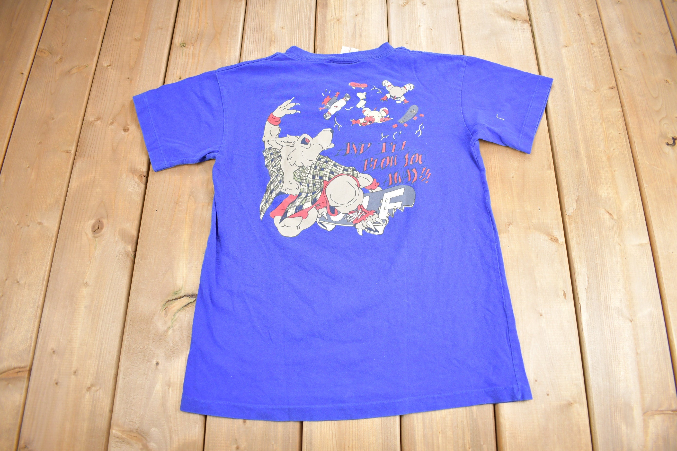 Vintage 1990s Skateboarding Wolf Graphic T Shirt