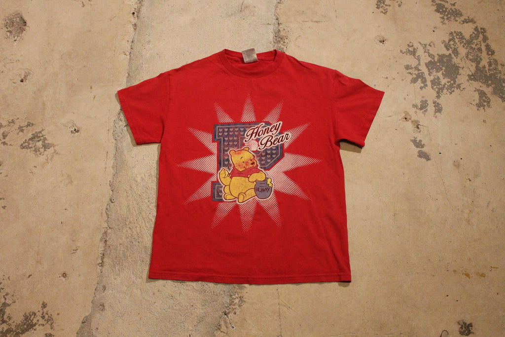 Vintage 1990s Winnie The Pooh Honey Bear Graphic T Shirt