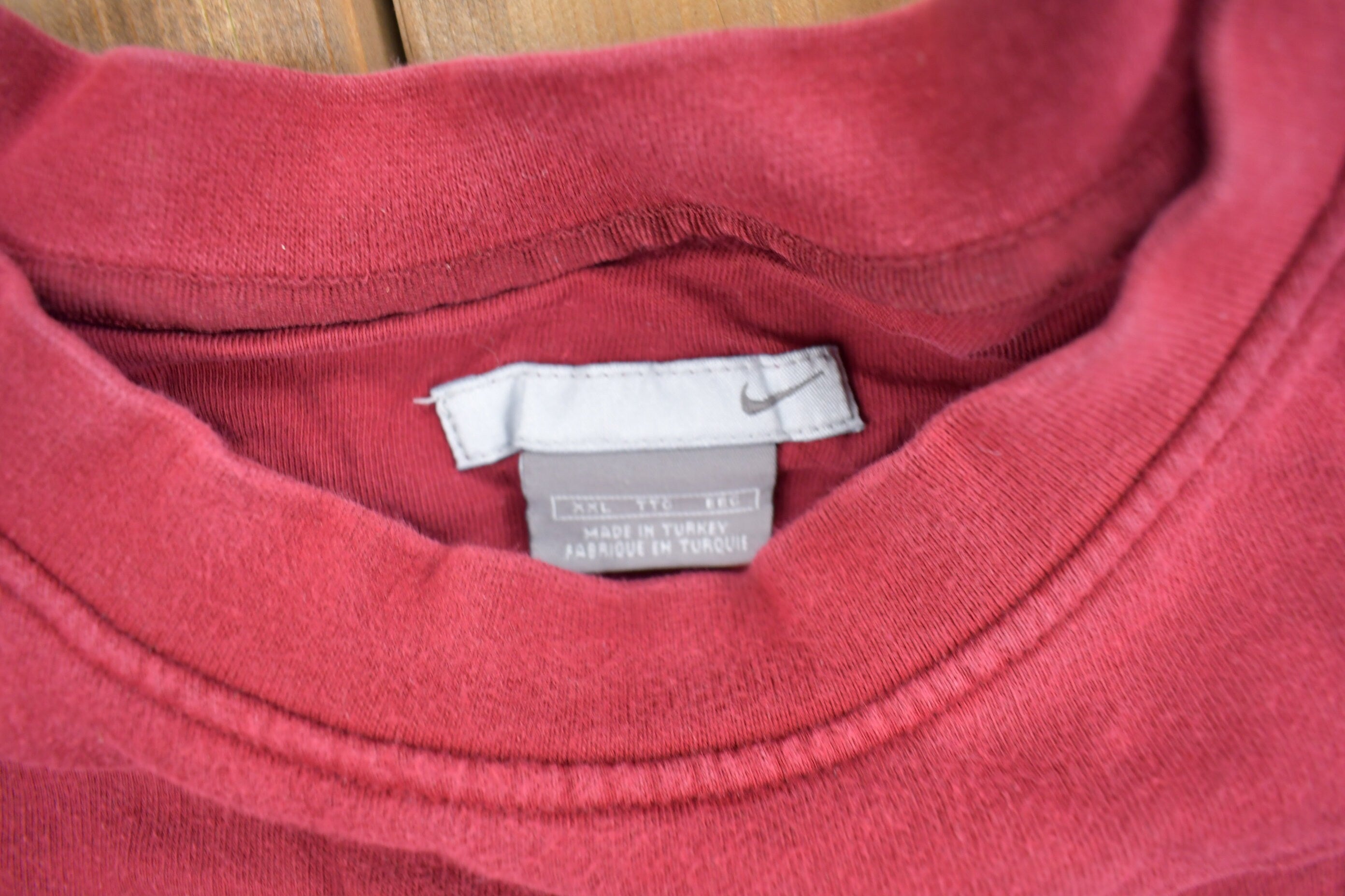 Vintage Y2K Nike Embroidered Mini Swoosh Crewneck Sweatshirt