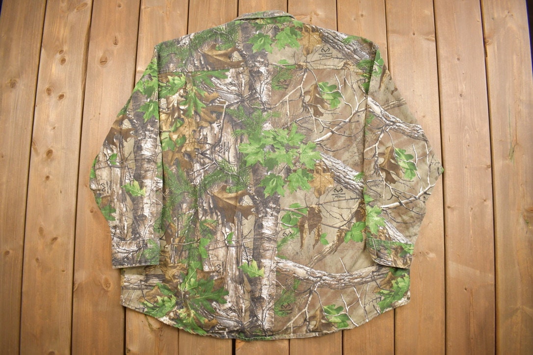 Vintage 1990s Real Tree Camo Button Up Shirt