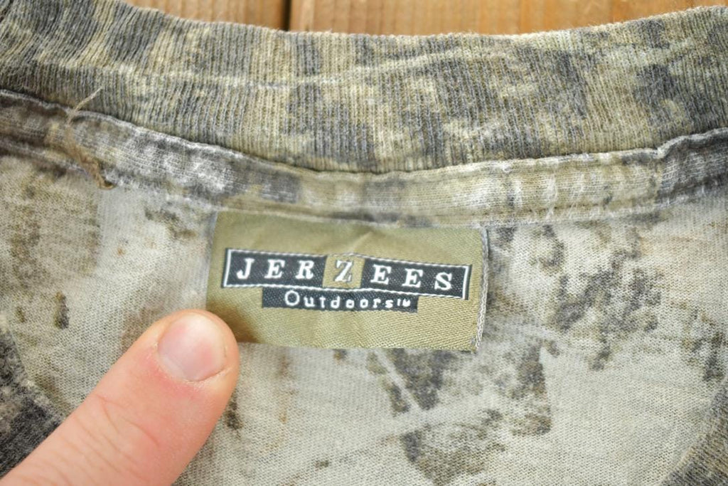 Vintage 1990s Realtree Camo Jerzees Outdoor Souvenir Pocket Crewneck Sweatshirt Made In USA