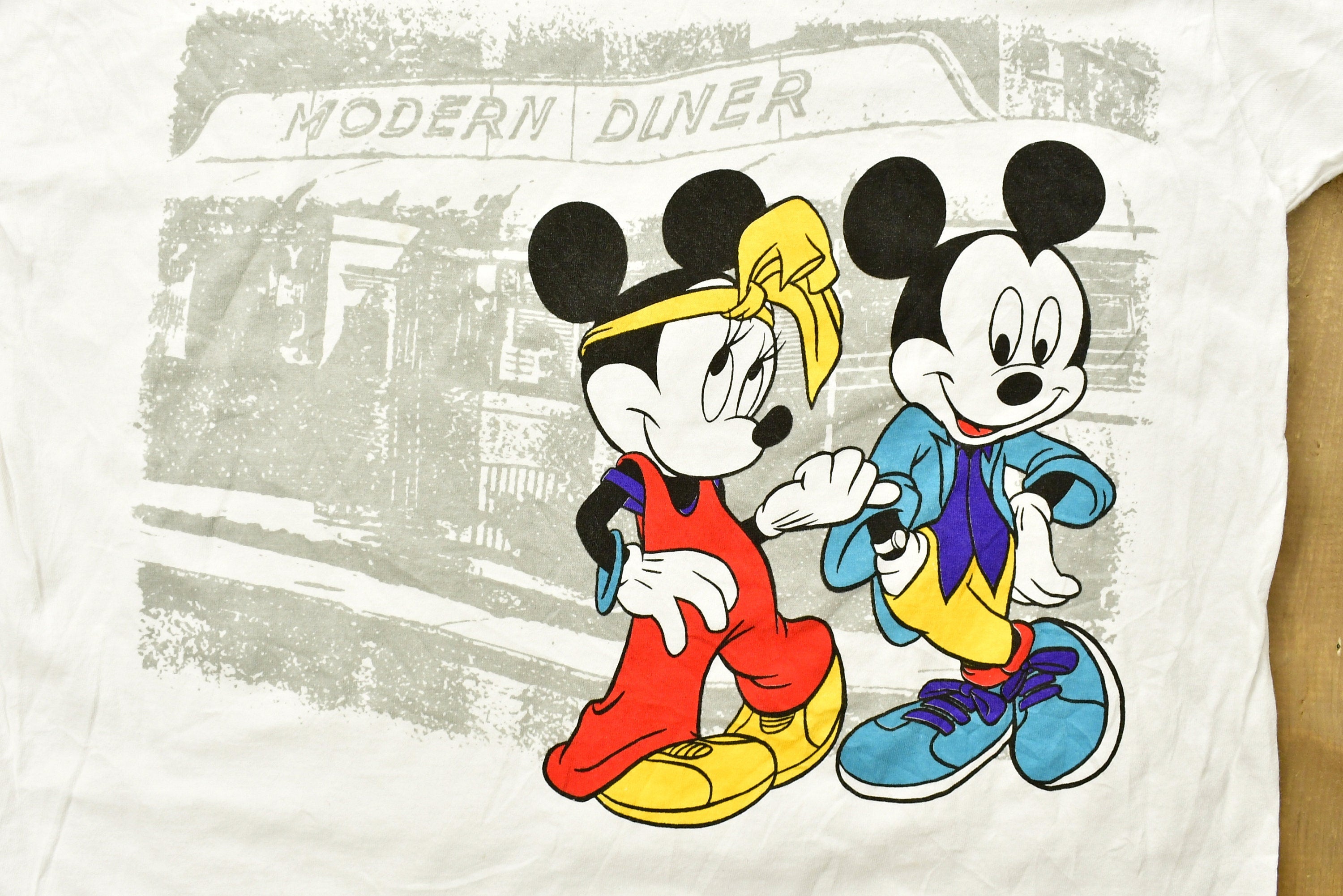 Vintage 1990's Mickey & Minnie Mouse Cartoon T-Shirt