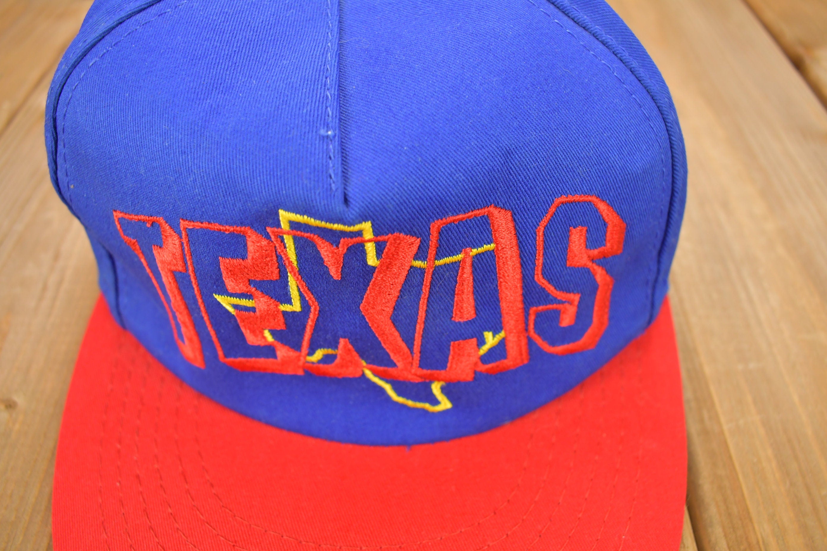 Vintage 1990s Texas Embroidered Snap Back Hat