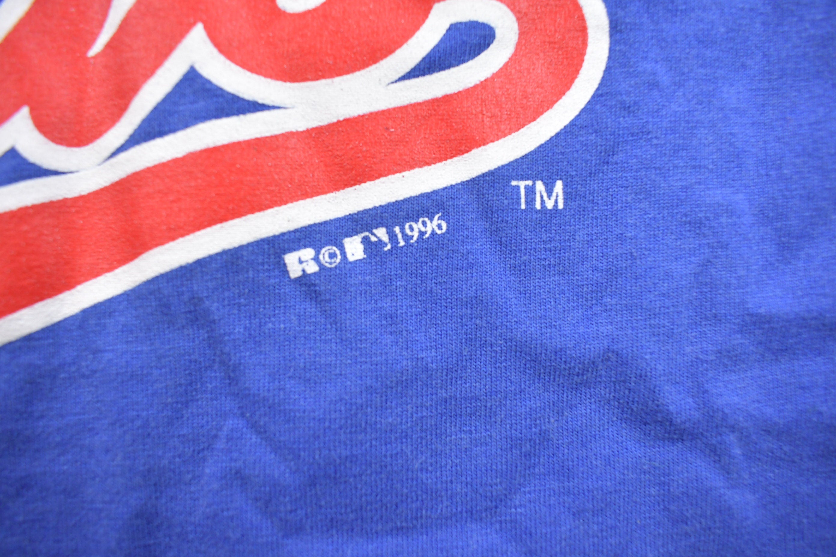 Vintage 1996 Russell Athletic Cubs Baseball T-Shirt