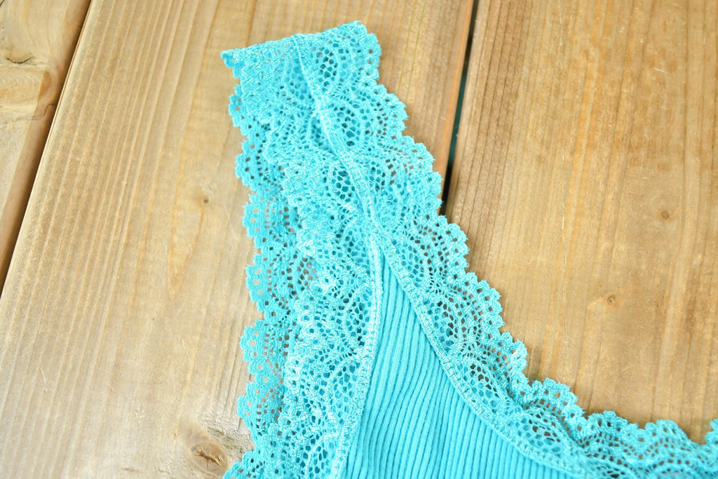 Vintage Y2K Isabella Rodriguez Souvenir Lace Tank Tops Womens XS