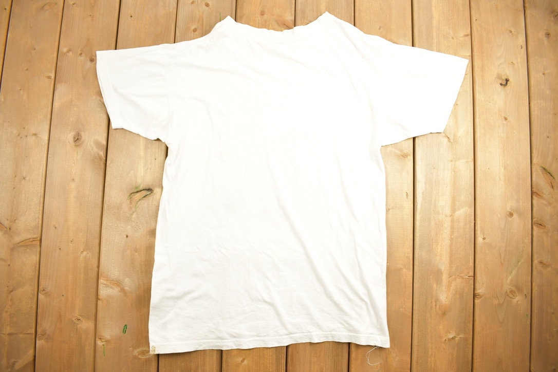Vintage 1990s Couch Potato Funny Graphic T-Shirt