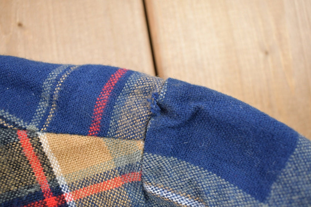 Vintage 1990s Wrangler Lined Plaid Flannel Button Up Shirt