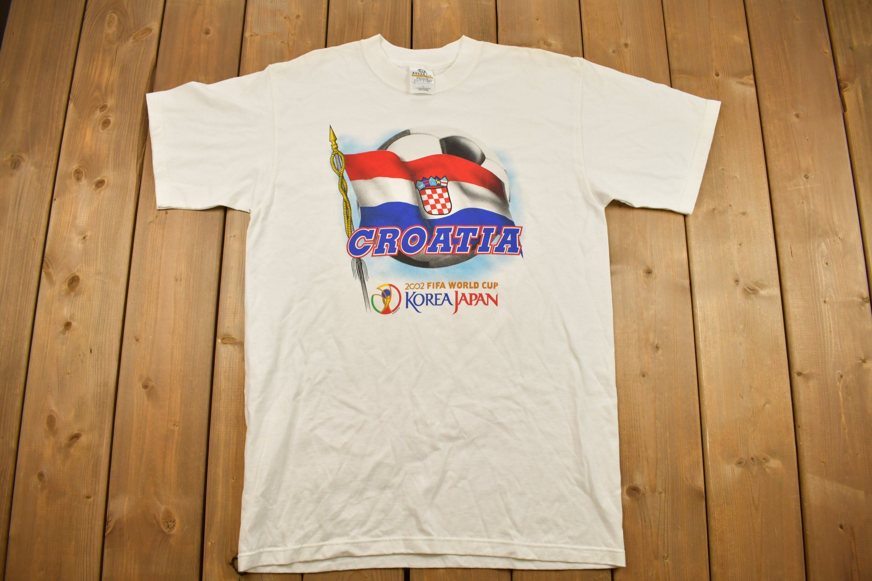 Vintage 2002 Croatia National Team World Cup Graphic T Shirt