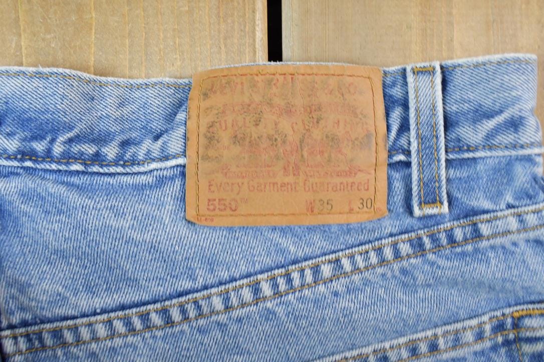 Vintage 1990s Levi Strauss Red Tab Denim Jeans Size 35 x 30