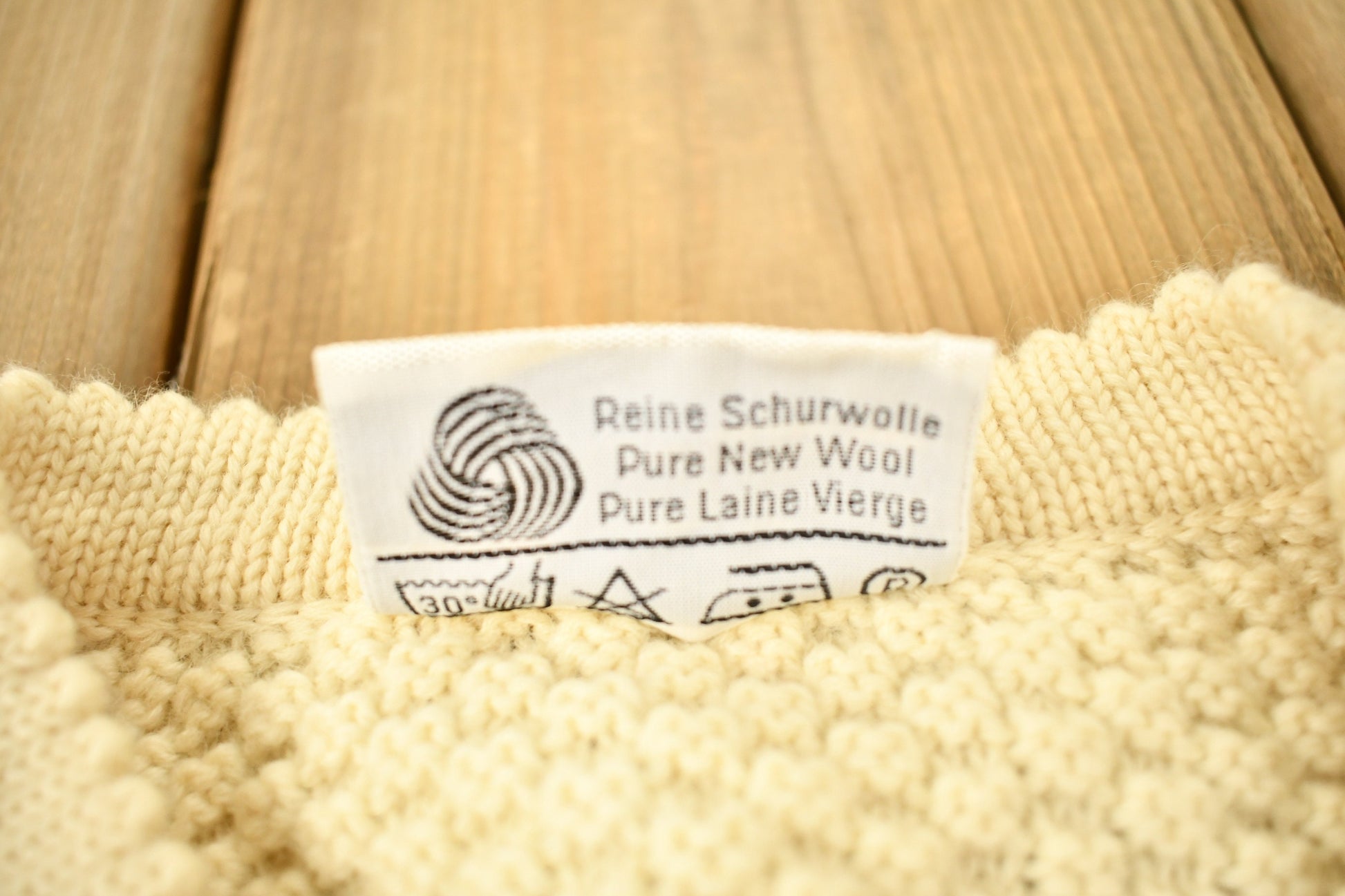 Vintage 1980s 100% Wool Sigi Schieber Knit Cardigan Sweater