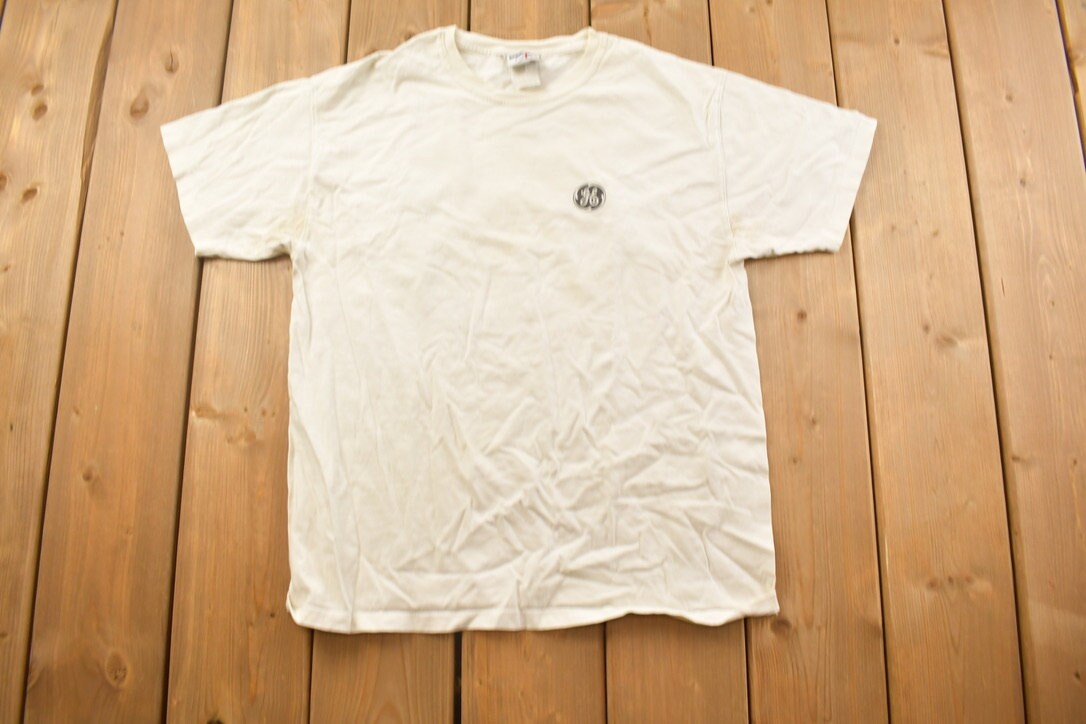 Vintage 1990s General Electric Metropolis Themed Graphic T Shirt