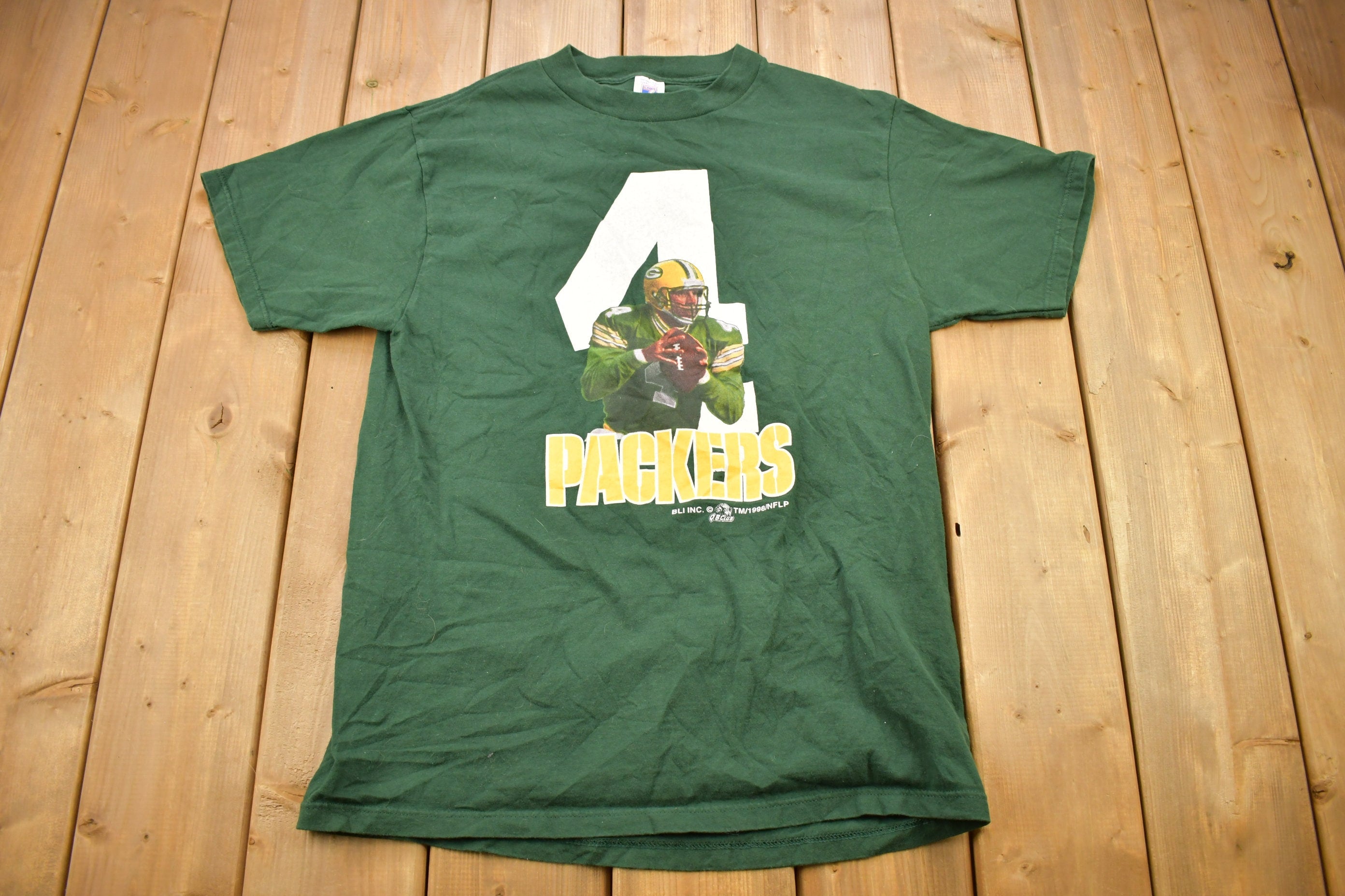 Vintage 1998 Brett Favre Green Bay Packers NFL Graphic T-Shirt