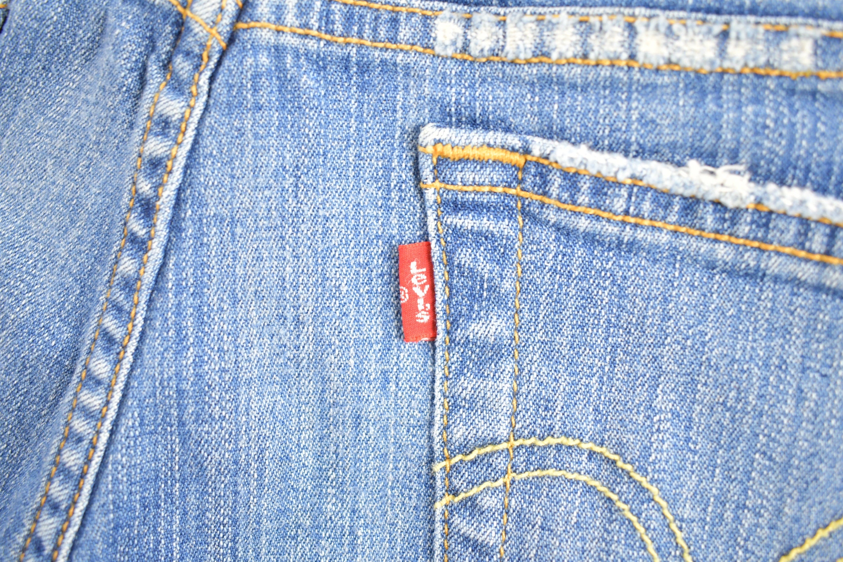 Vintage 1990s Levi's 515 Red Tab Jeans Size 30 x 26