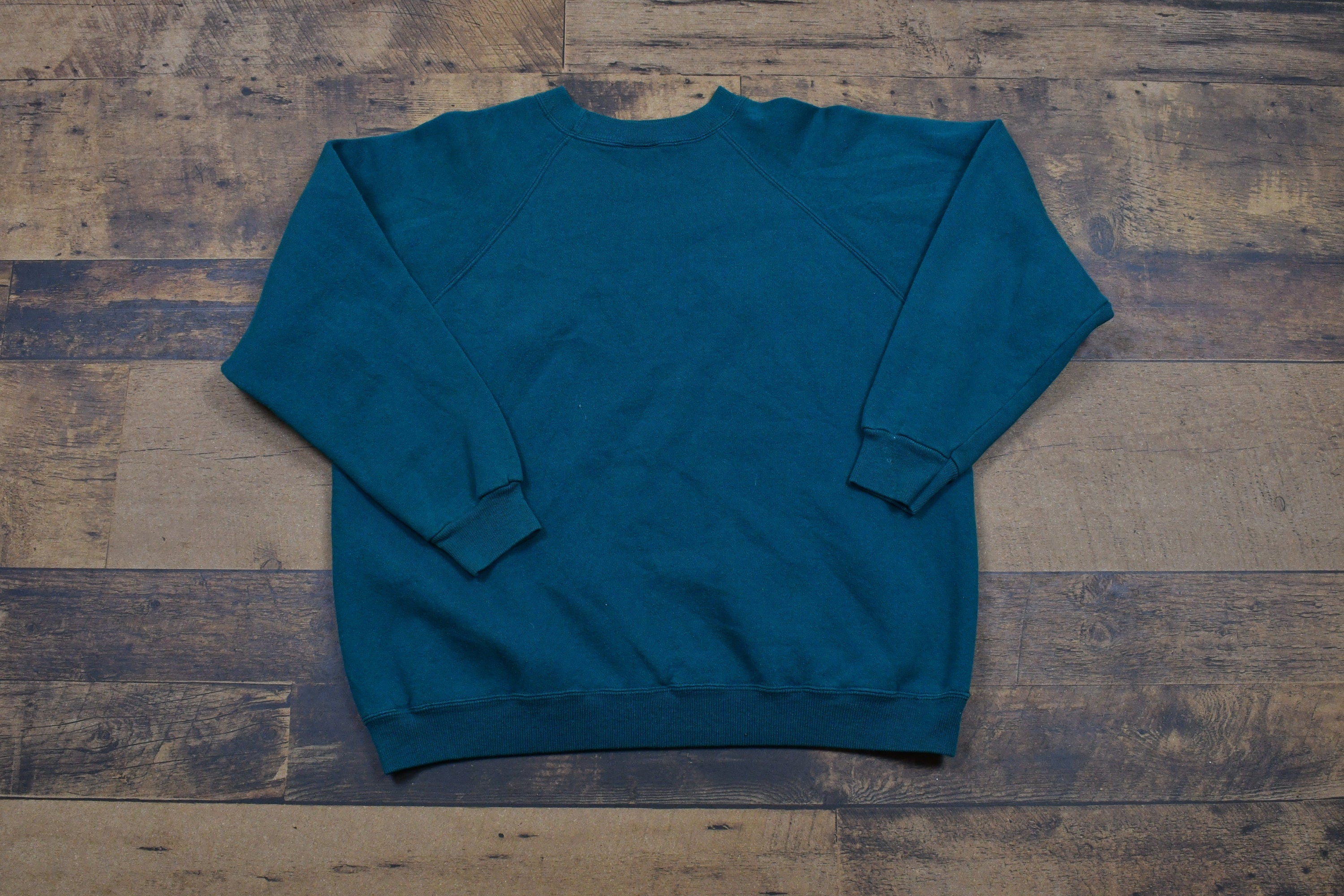 Vintage 1980s Native American Graphic Raglan Crewneck
