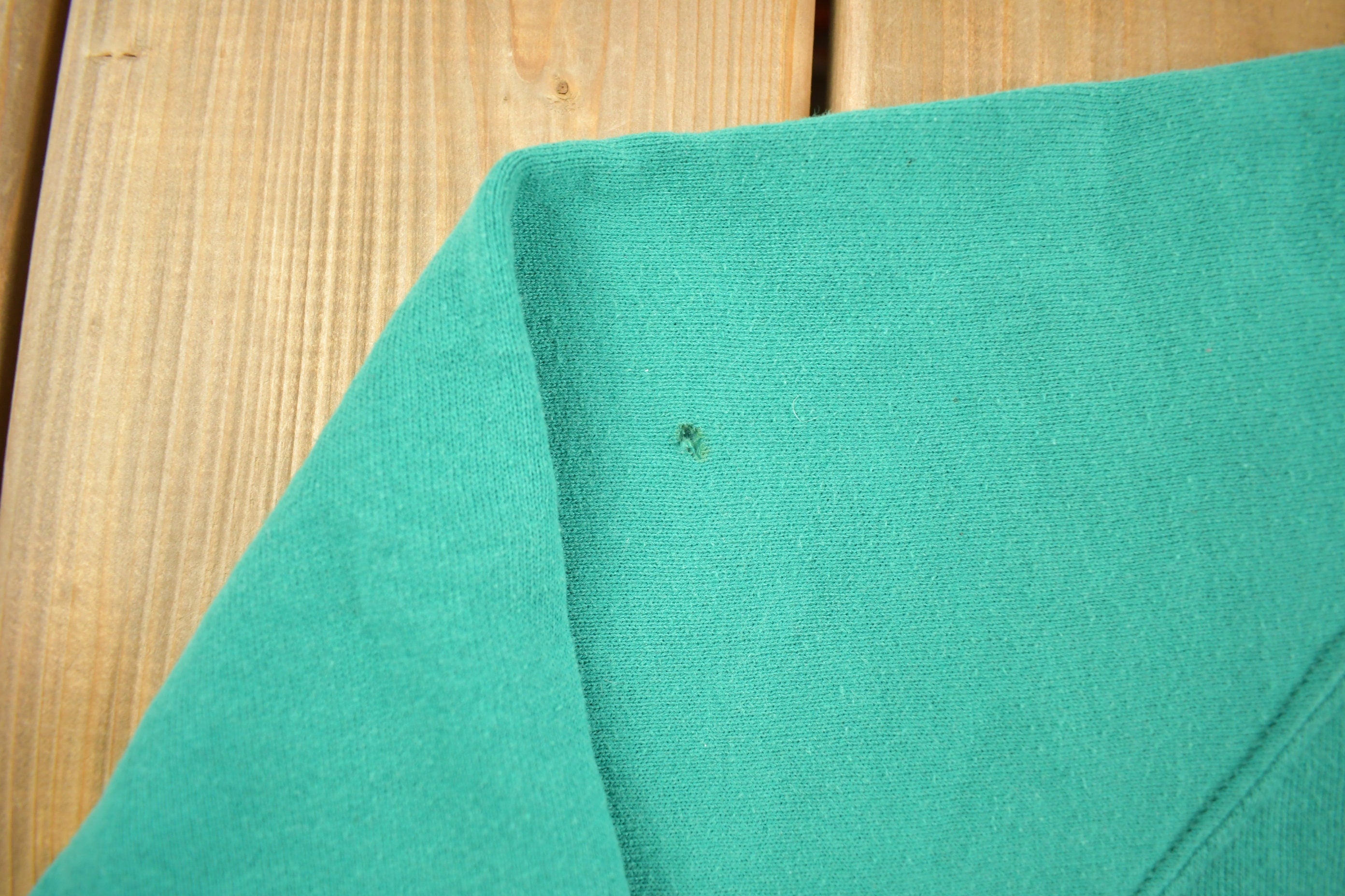 Vintage 1980s Jerzees Blank Green Raglan Crewneck Sweatshirt