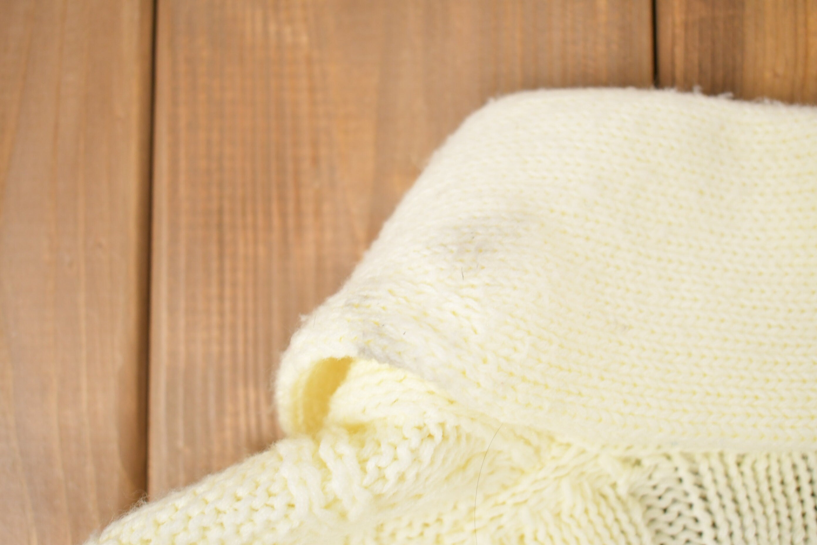 Vintage 1980s Tarleton Curling Knitted Sweater