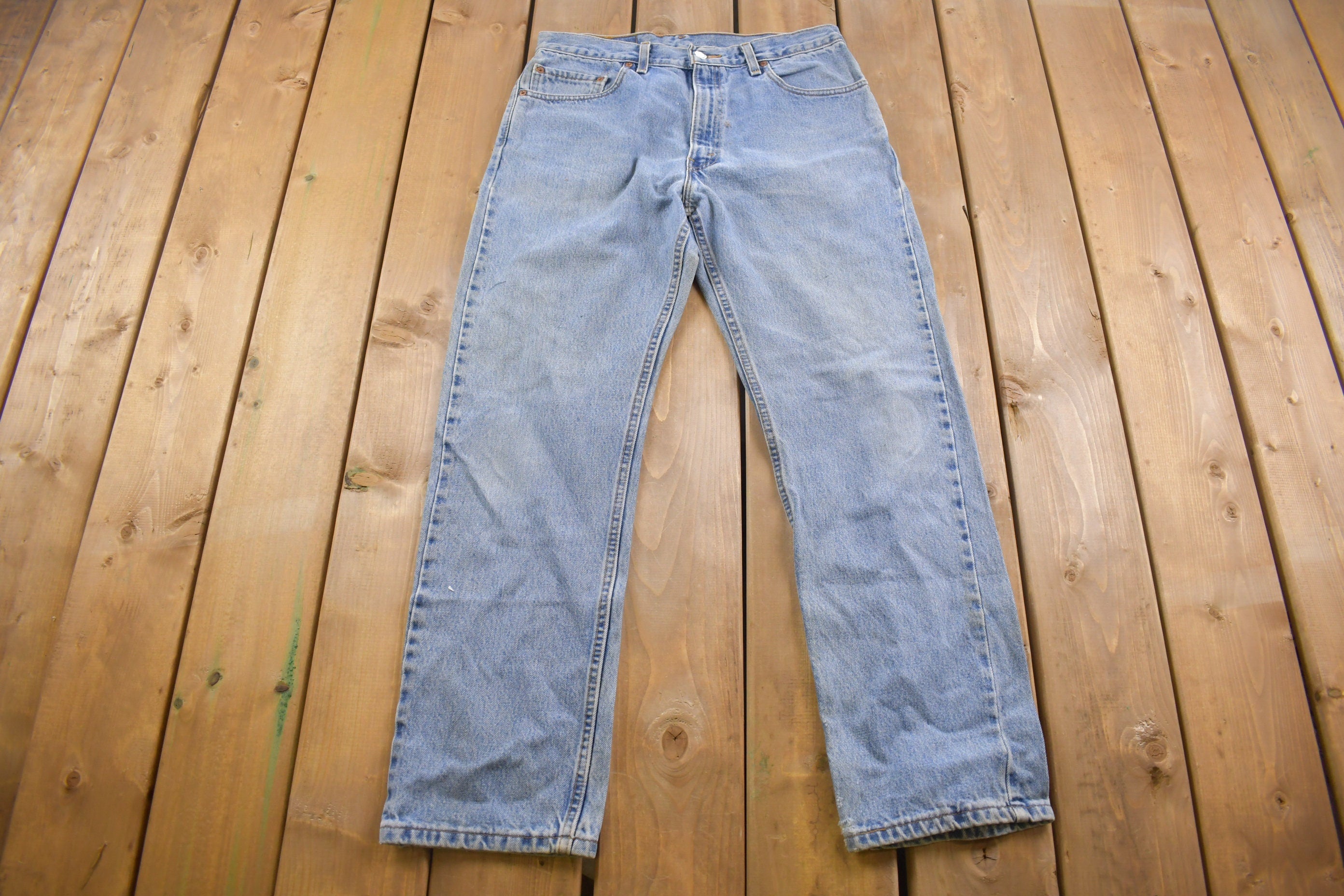 Vintage 1990s Levi's 505 Red Tab Jeans Size 32 x 30