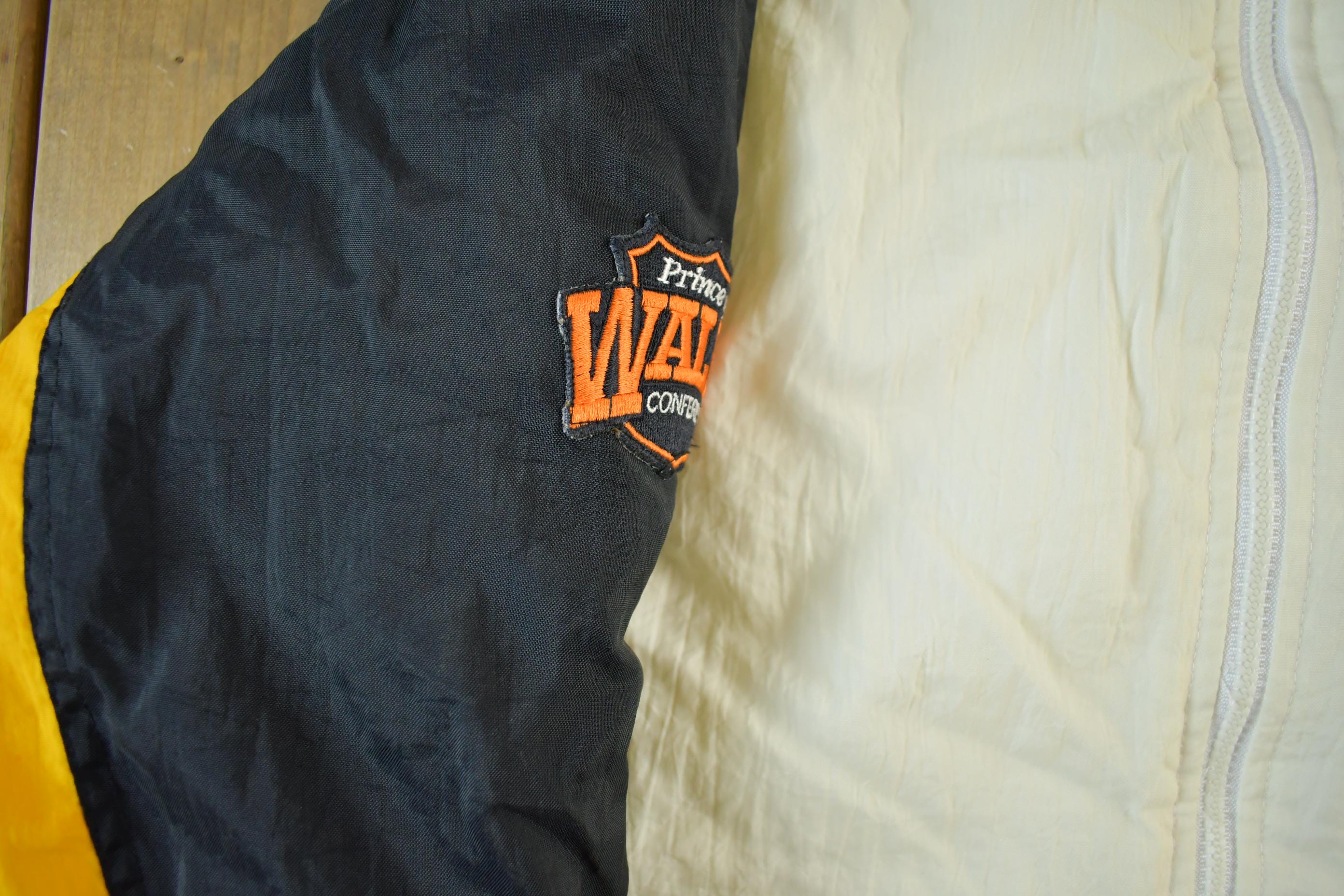 Vintage 1990s Boston Bruins NHL Jacket Men's Large