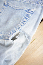 Vintage 1990s Calvin Klein Jeans Distressed Size 32 x 31