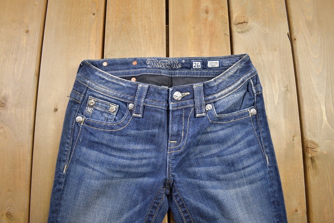 Vintage Y2K Miss Me Bedazzled Low Rise Jeans Size 26x31