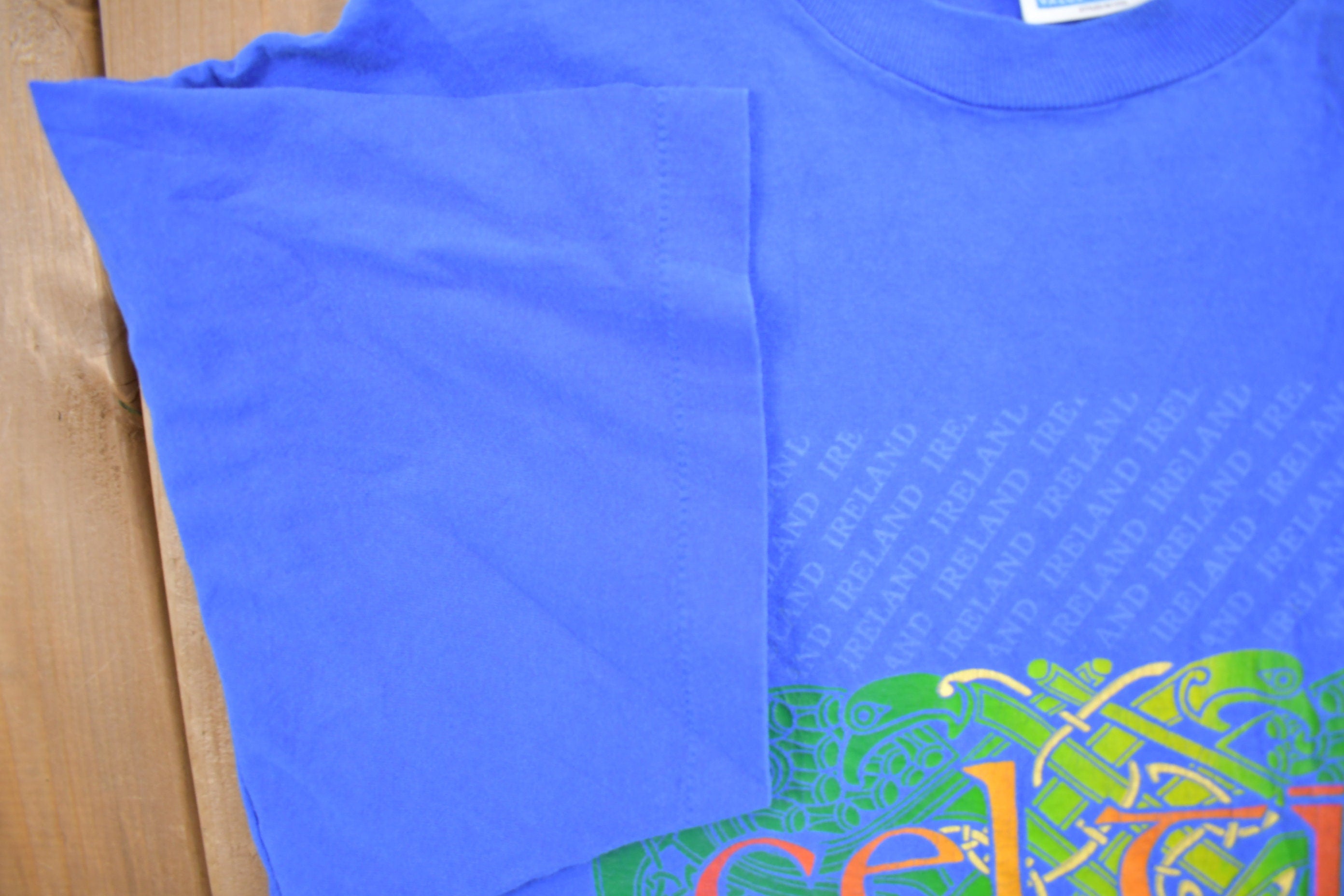 Vintage 1990s Celtic Book Of Kells Graphic T Shirt