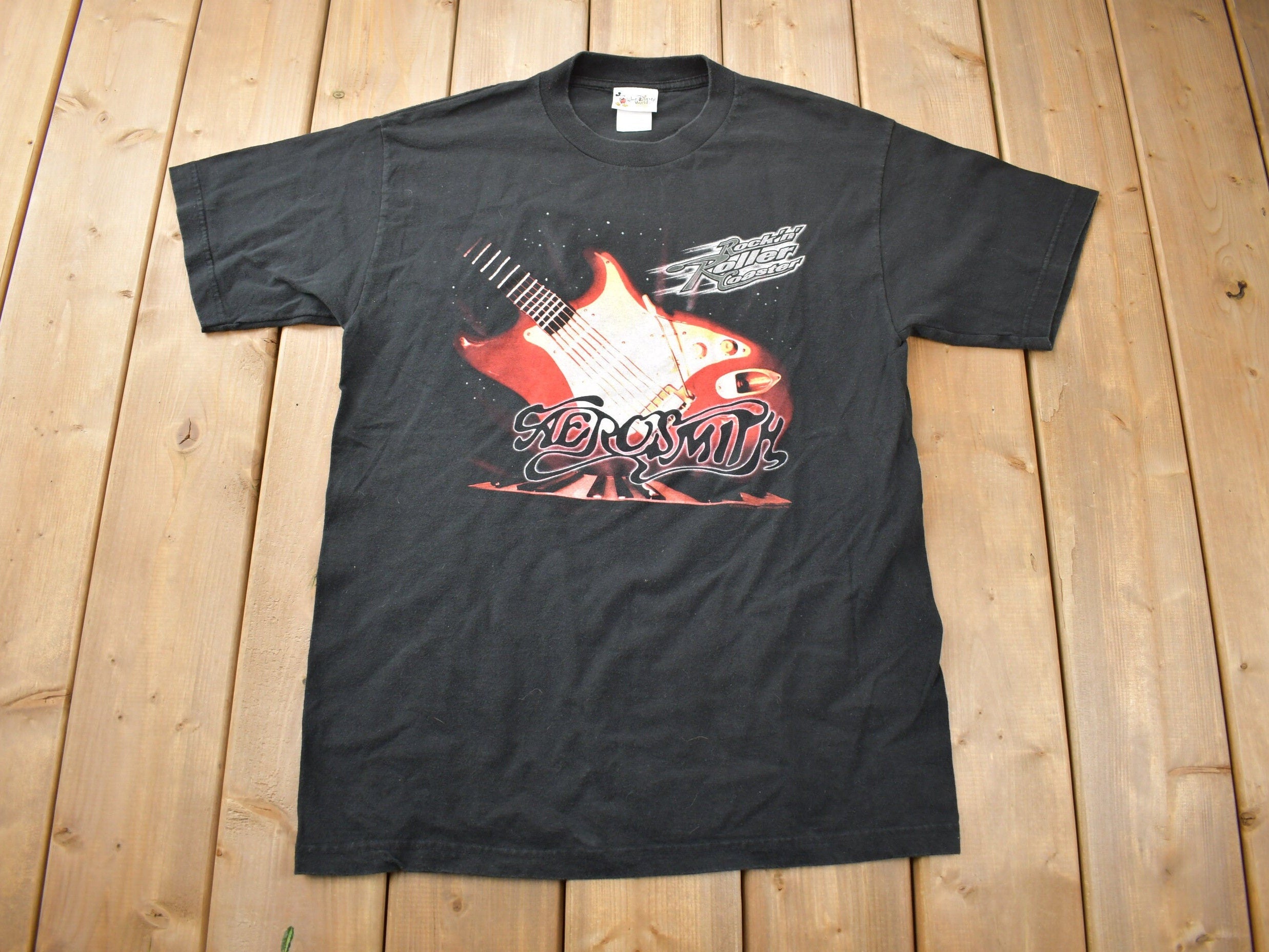 Vintage 199 Aerosmith Rockin Roller Coaster Walt Disney World T-Shirt