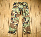Vintage 2000 Military Woodland Camouflage Cargo Pocket Pants Size 34 x 30