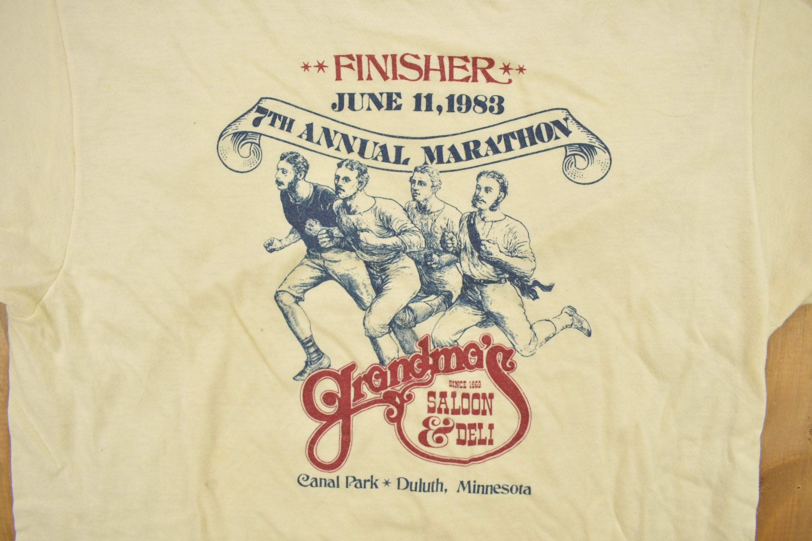 Vintage 1983 Canal Park Duluth Minnesota 7th Annual Marathon Graphic T Shirt