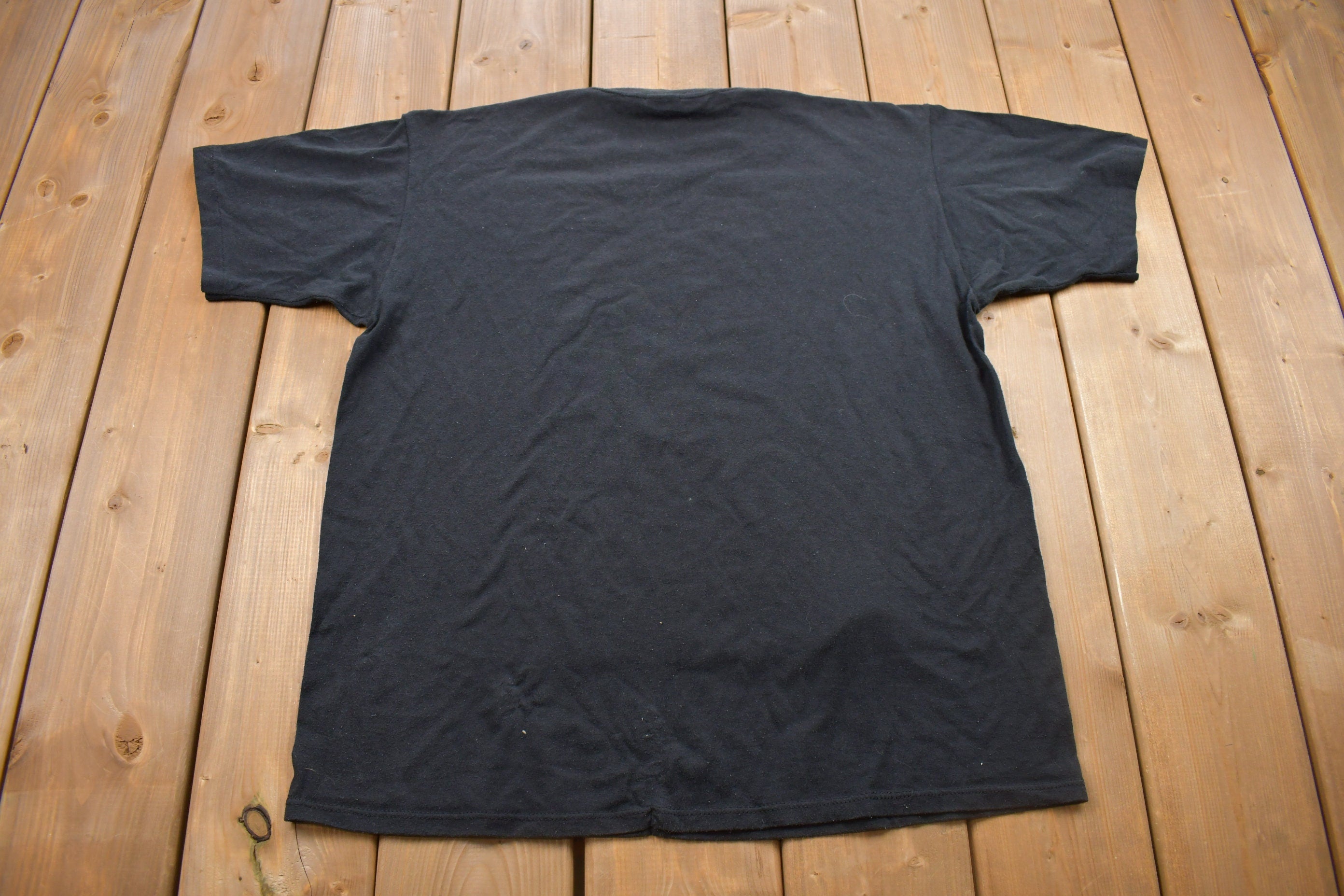 Vintage 1990s Jerzees Juneau Alaska Red Dog Saloon Souvenir T Shirt
