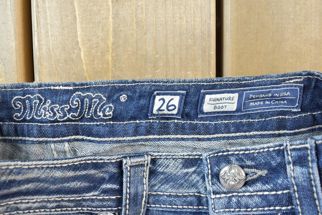 Vintage Y2K Miss Me Bedazzled Low Rise Jeans Size 26x31