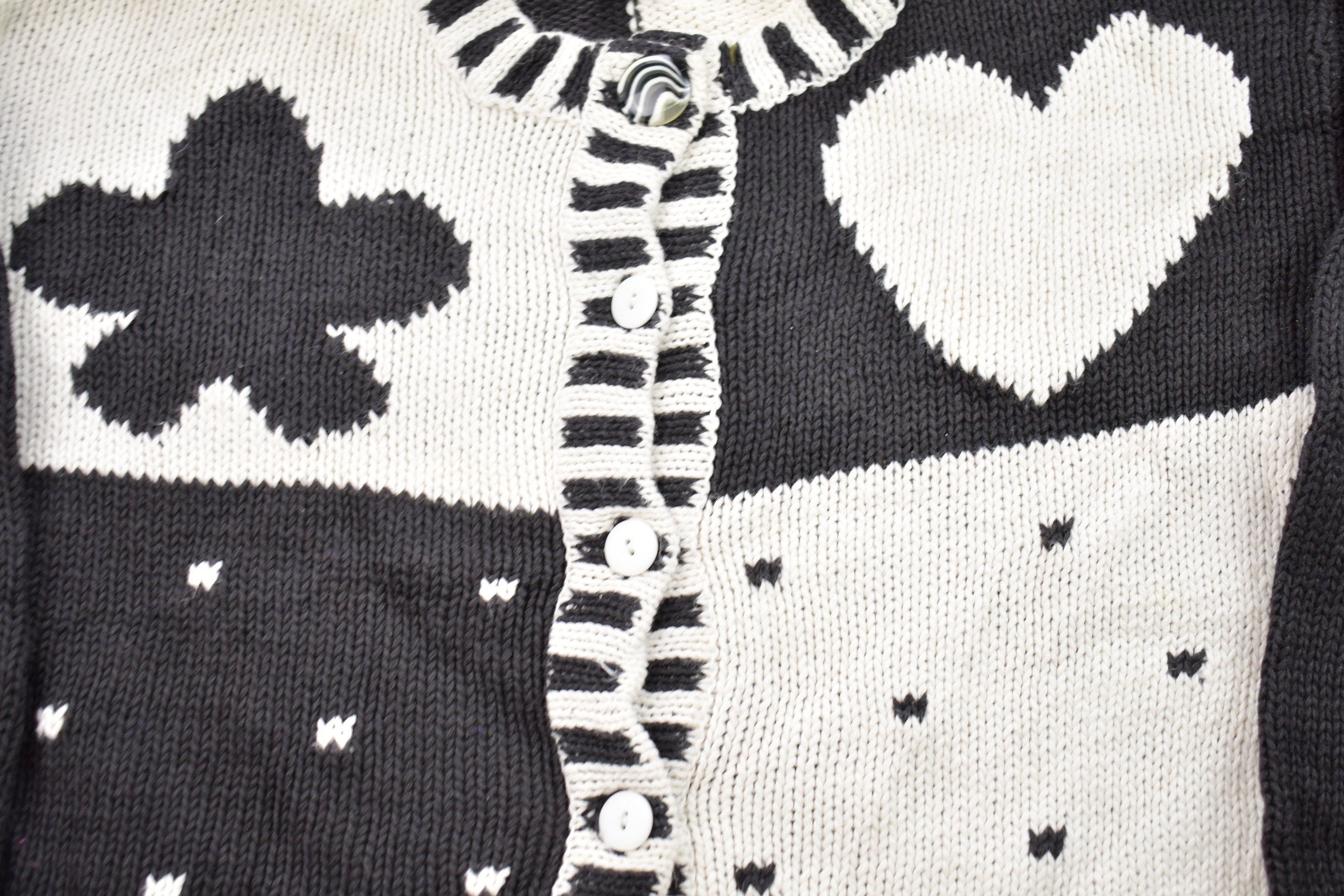 Vintage 1980s Knitted Heart Graphic Cardigan Sweater