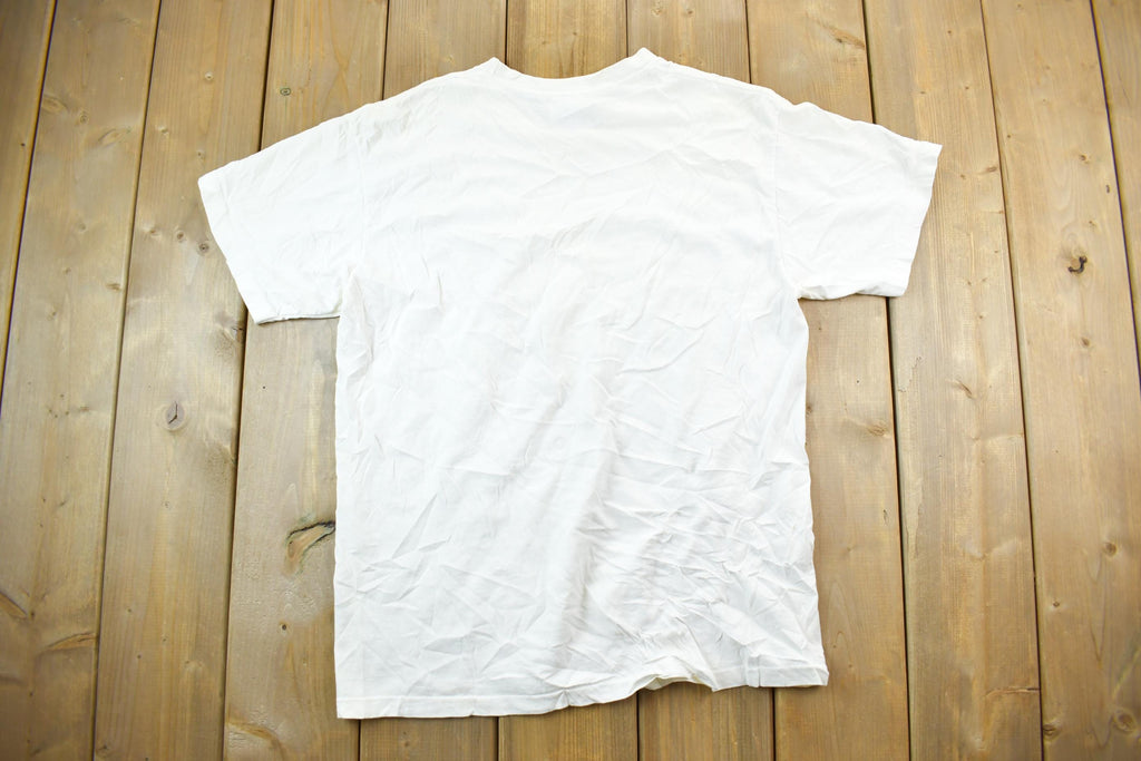Vintage 1990s Soaring EagleTheme Graphic T-Shirt