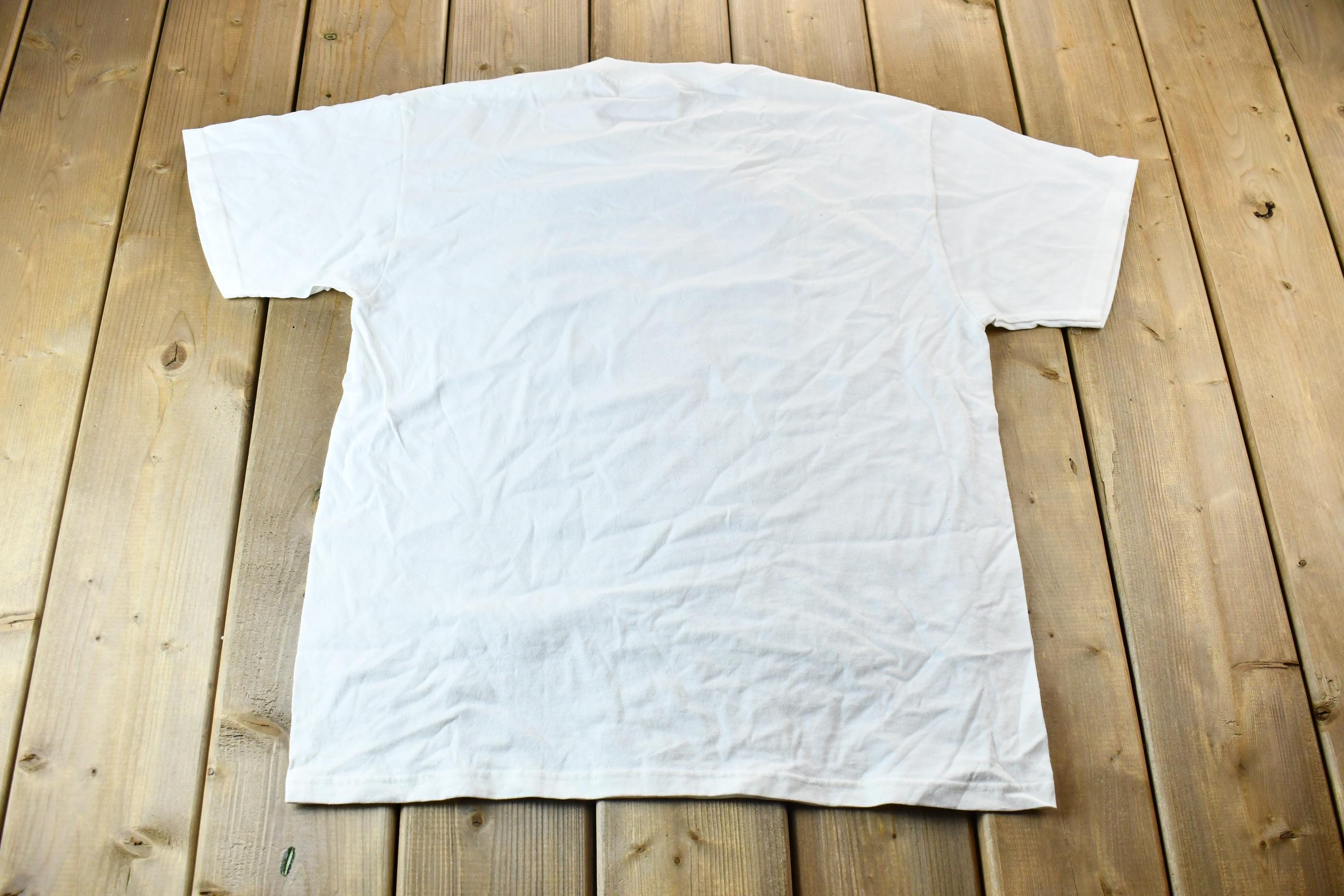 Vintage 1990s American Bible Society Graphic Stained Glass Jesus the Shepherd T-Shirt