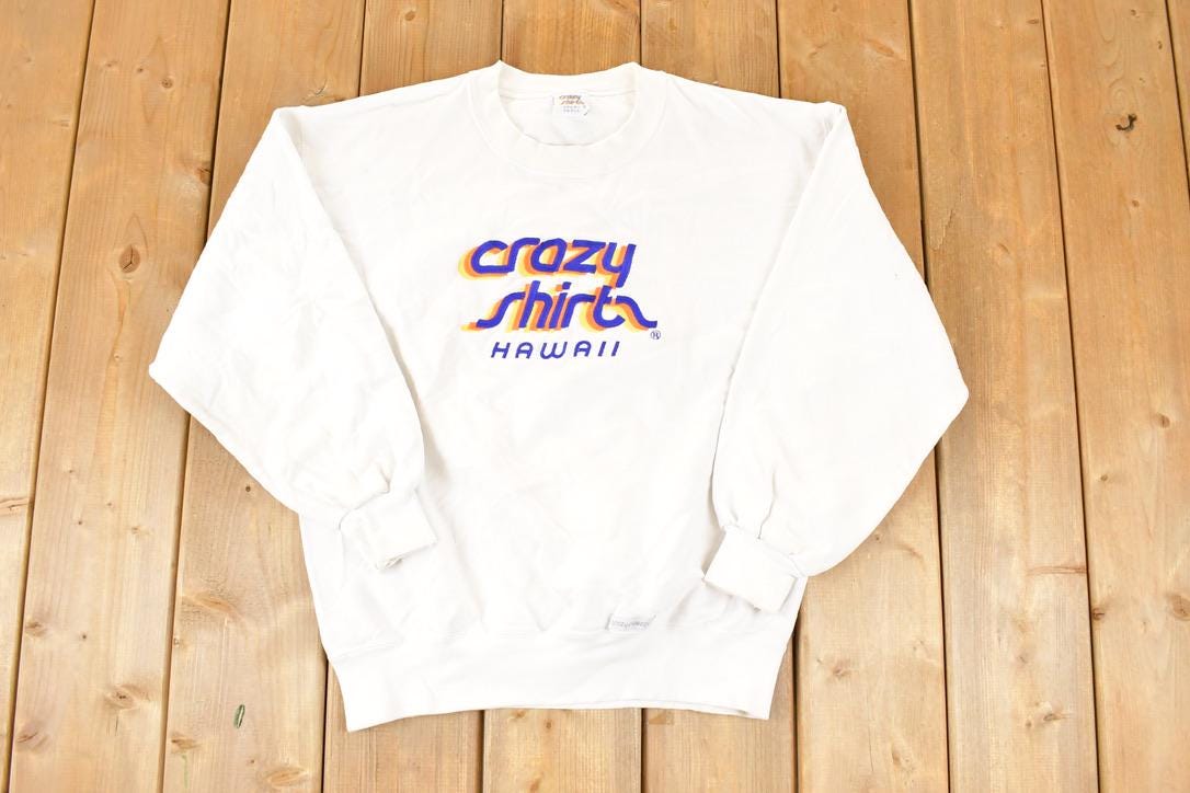 Vintage 1990s Crazy Shirt Hawaii Embroidered Crewneck Sweatshirt Men's M