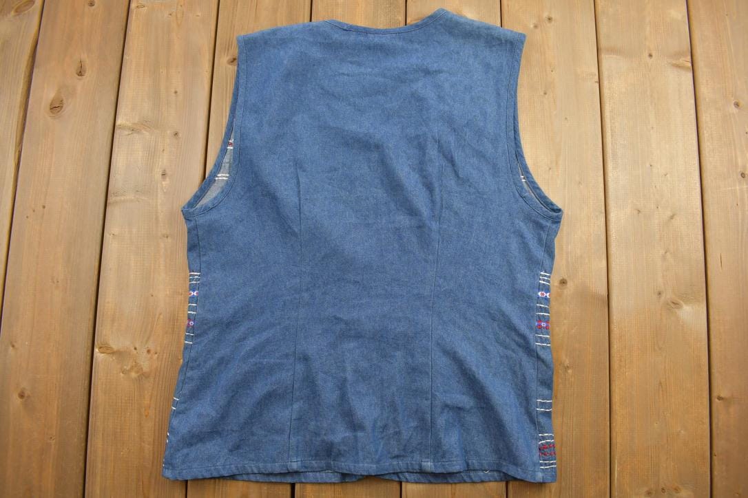 Vintage 1990s KORET City Blues Embroidered Button Up Vest / 1990s Button Up Vest / Vintage Vest / Embroidered Vest /