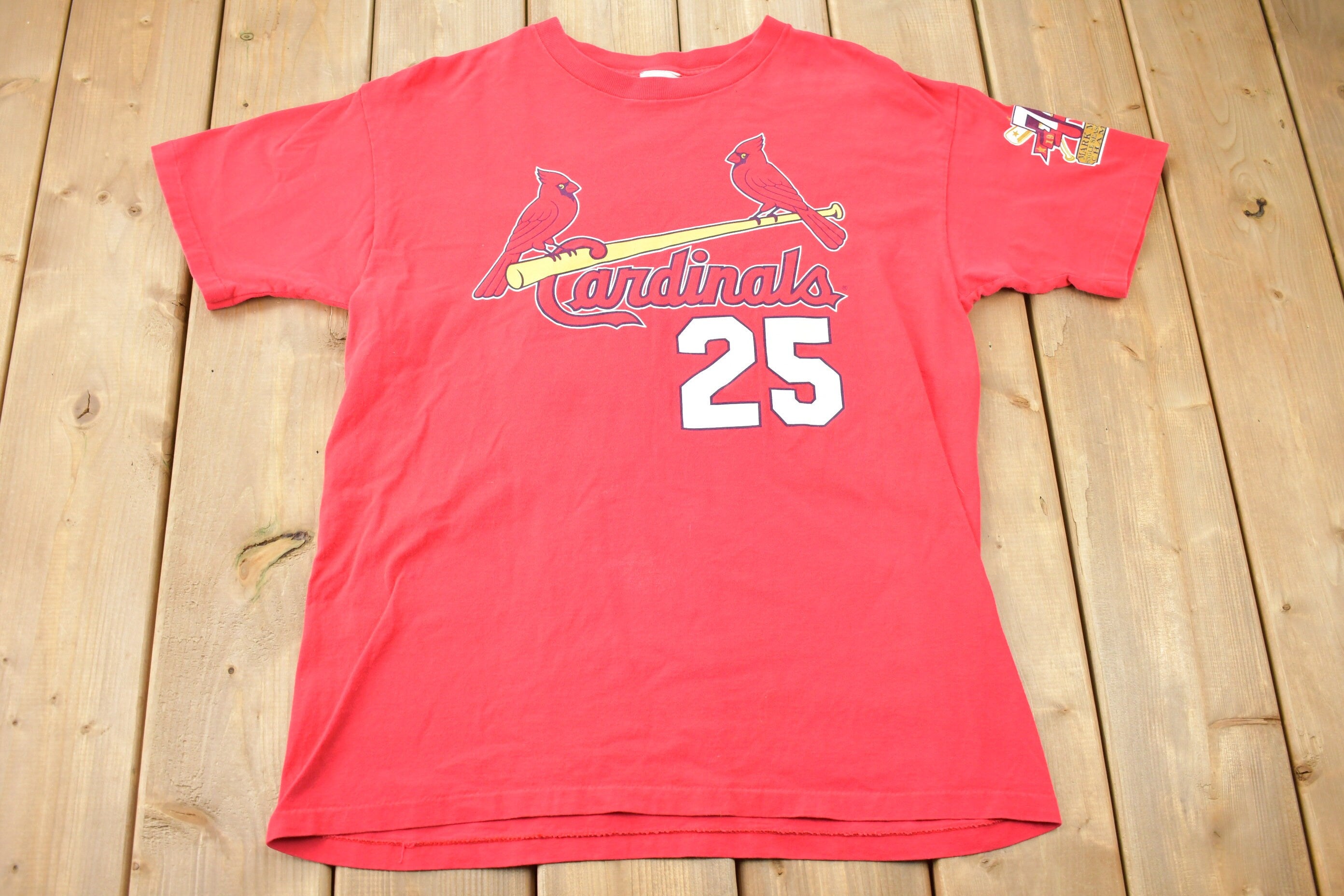 Vintage 1998 Mark McGwire St Louis Cardinals MLB Jersey Graphic T-Shirt