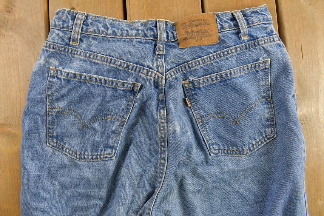 Vintage 1980s Levi's 816 Jeans Size 32 x 31.5 / Blue / Mid Wash / Vintage Denim / Vintage Levis / 80s Levi's / Straight Cut