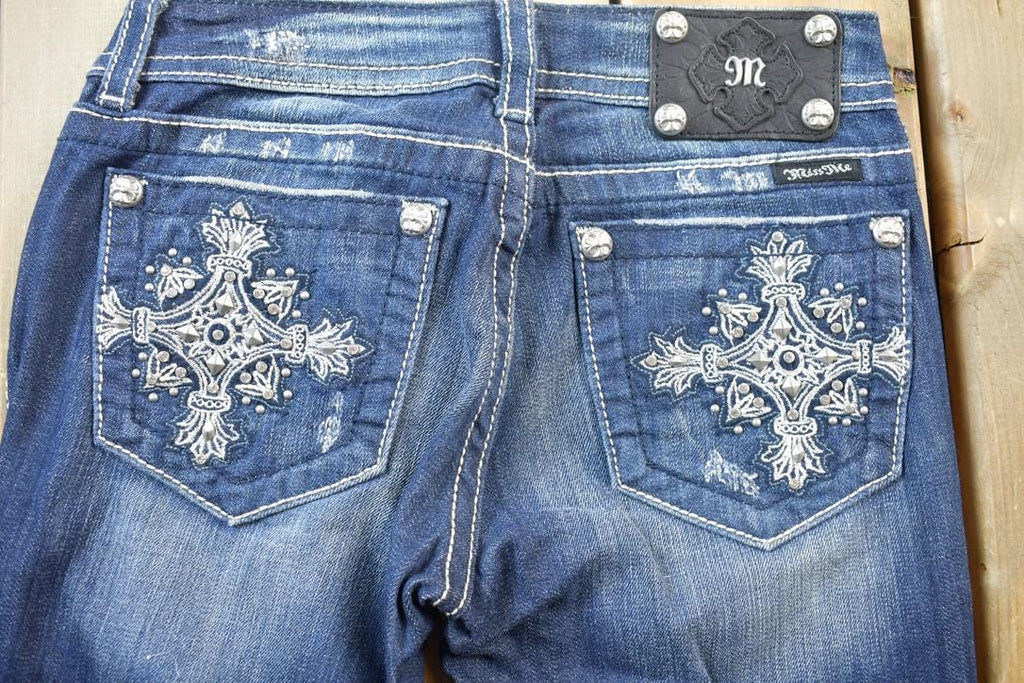 Vintage Y2K Miss Me Bedazzled Low Rise Jeans Size 26x33.5