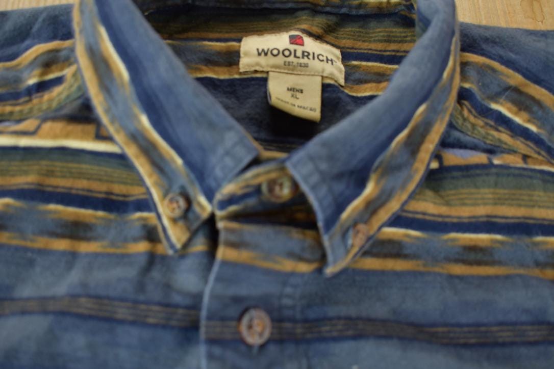 Vintage 2000s Western Pattern Button Down Flannel Shirt