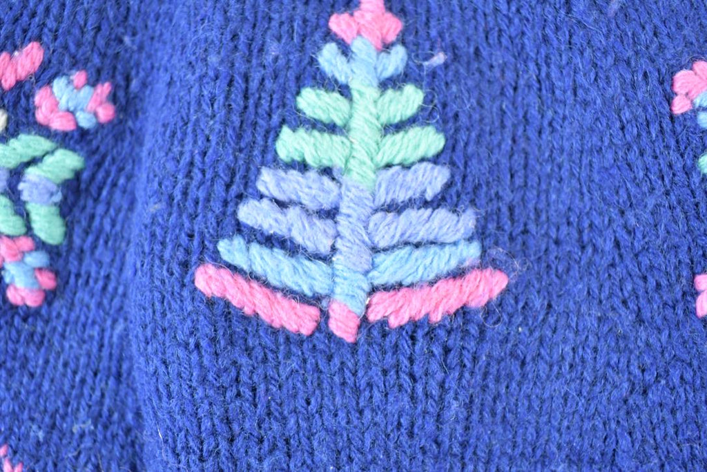 Vintage 1990s Northern Isles Christmas Tree 100% Wool Knitted By Hand Crewneck Sweater