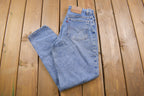 Vintage 1990s Levi's 550 Red Tab Jeans Size 30 x 29