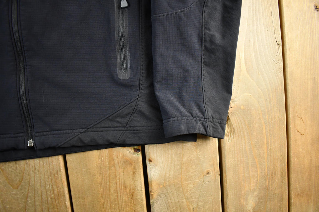 Vintage 2000s Mountain Hardware Windbreaker Jacket Men's Large