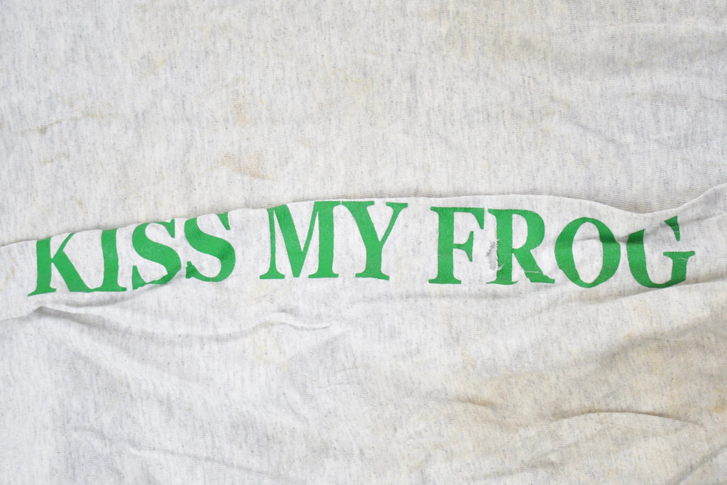 Vintage 1990s Fellsmere Florida Kiss My Frog Long Sleeve T Shirt / 90s Crewneck / Souvenir Sweater / Streetwear / Travel And Vacation
