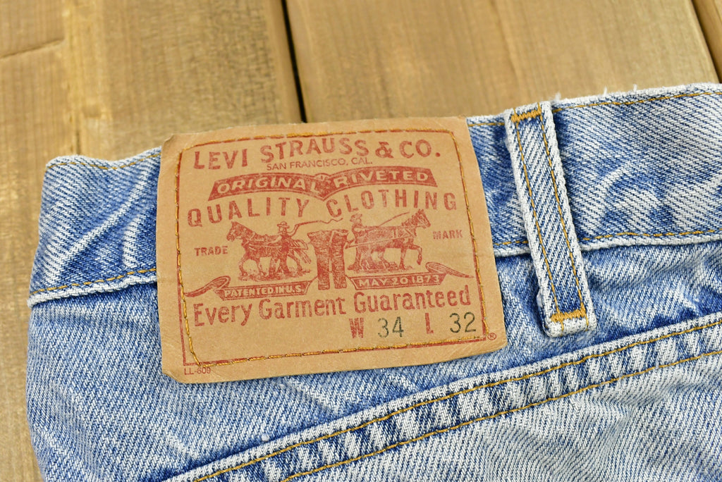 Vintage 90's Levi's Red Tab Jeans Size 34 x 32