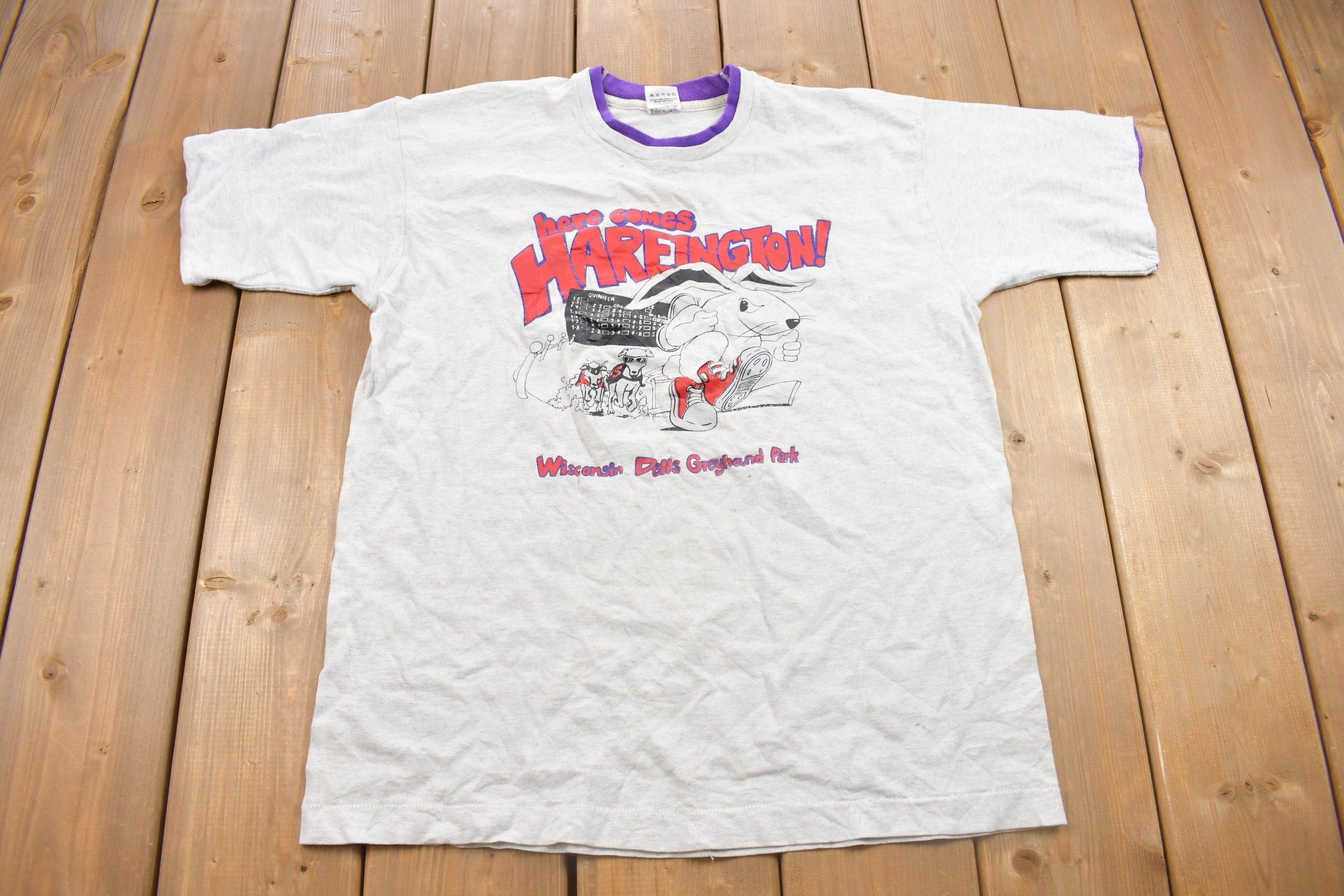 Vintage 1990s Hareington Graphic Fruit of the Loom T Shirt