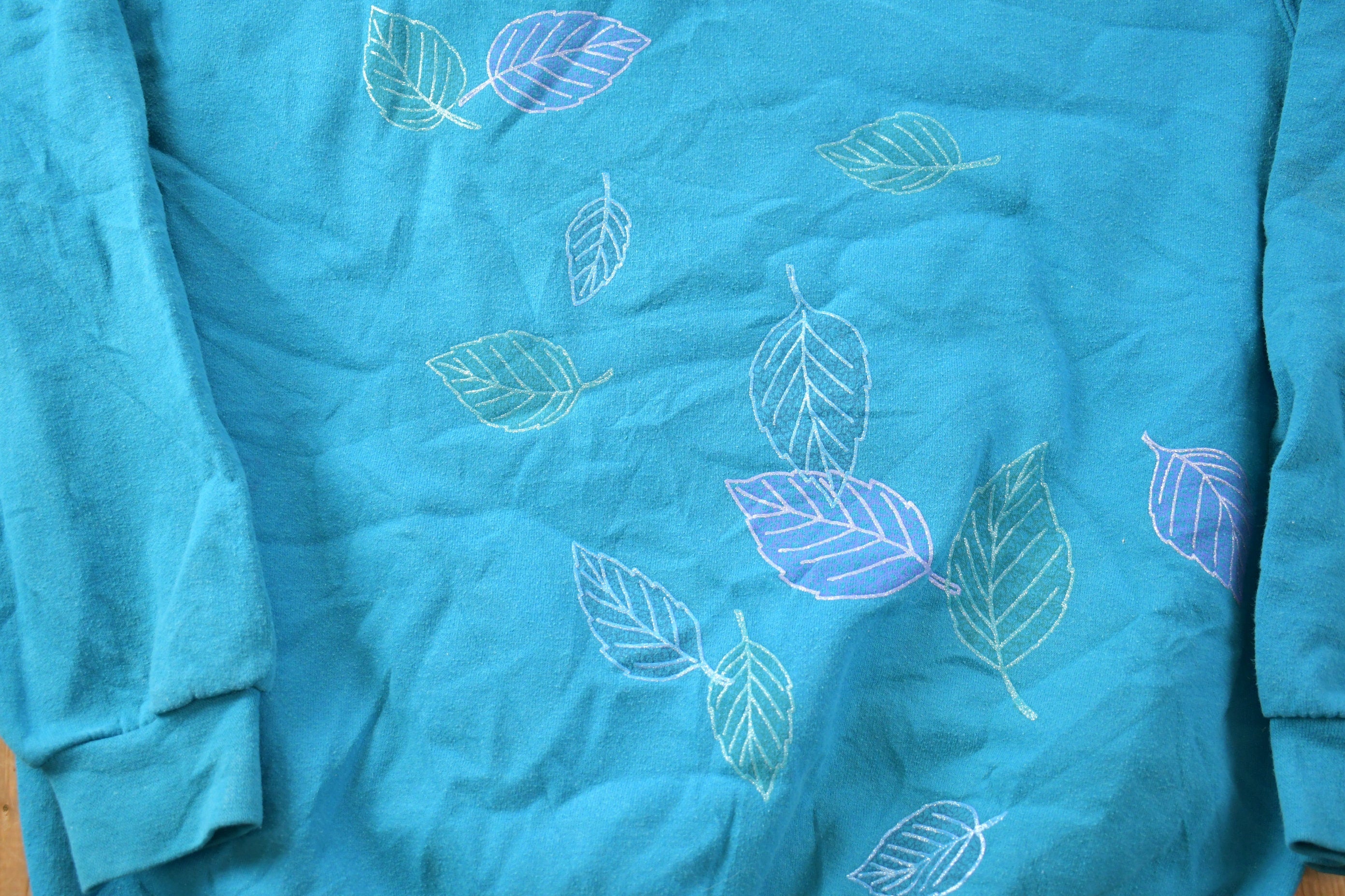 Vintage 1990s Cute Leaf Theme Crewneck Sweater