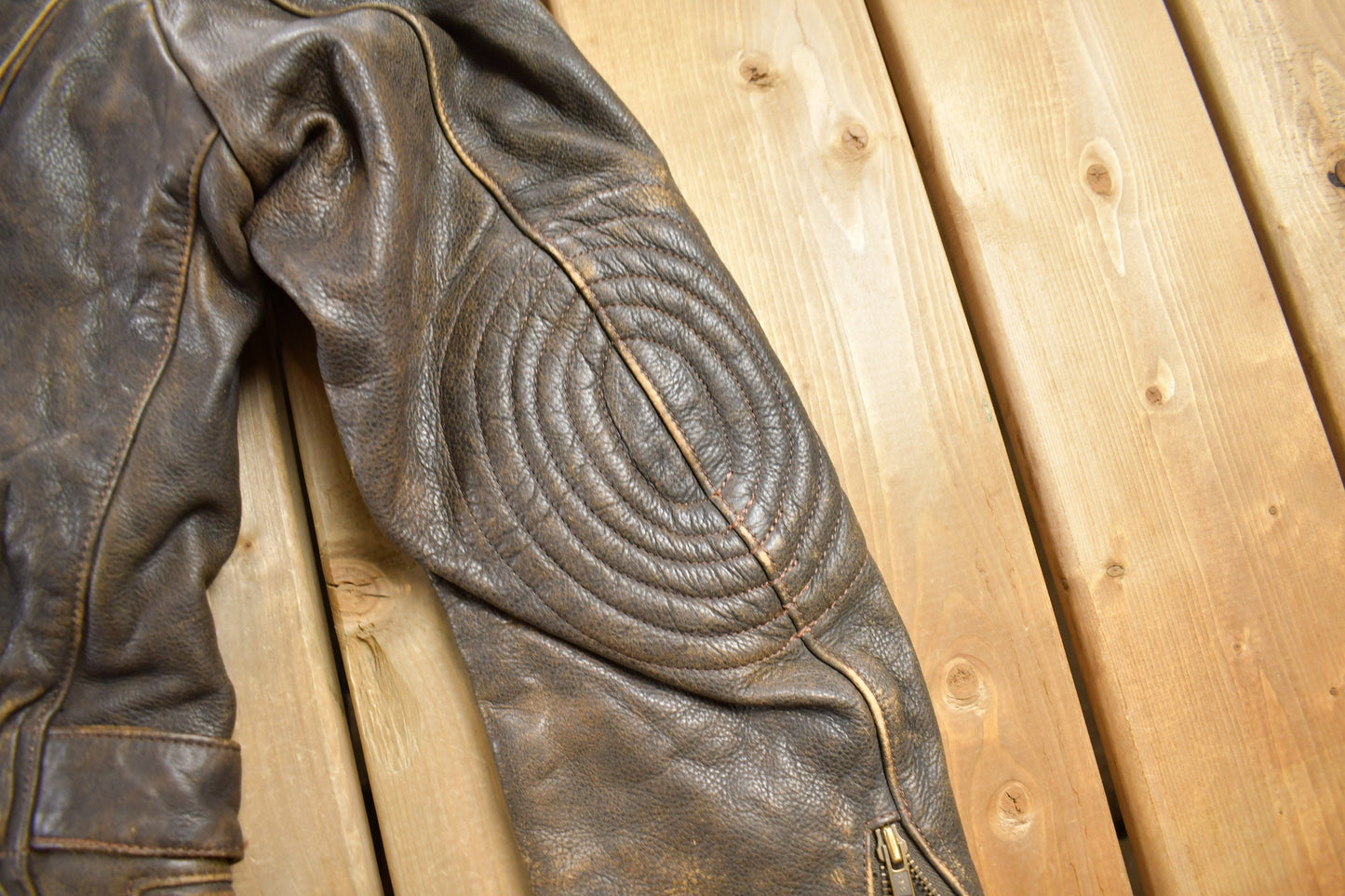 Vintage 1980s Classic Gear Leather Jacket / Fall Outerwear / Leather Coat / Biker Jacket / Streetwear Fashion / Suede Jacket