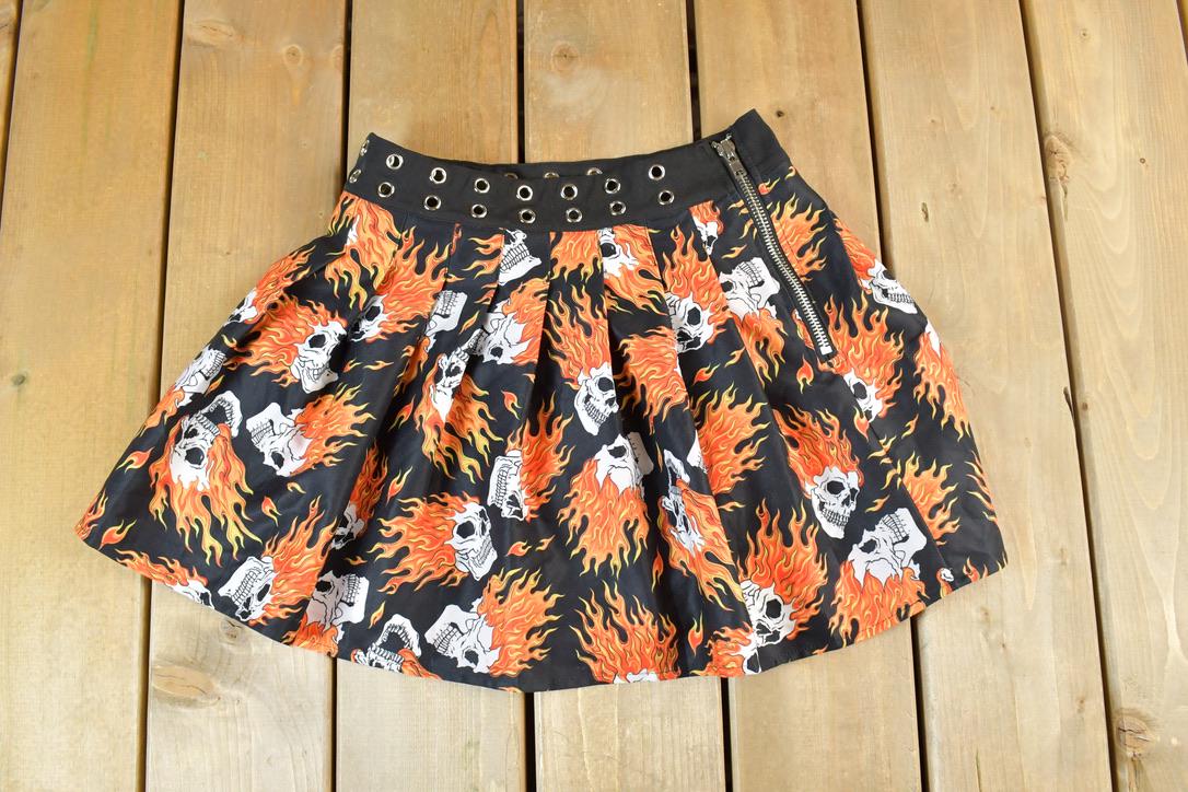 Vintage 1990s Fire Skulls Skirt Size S