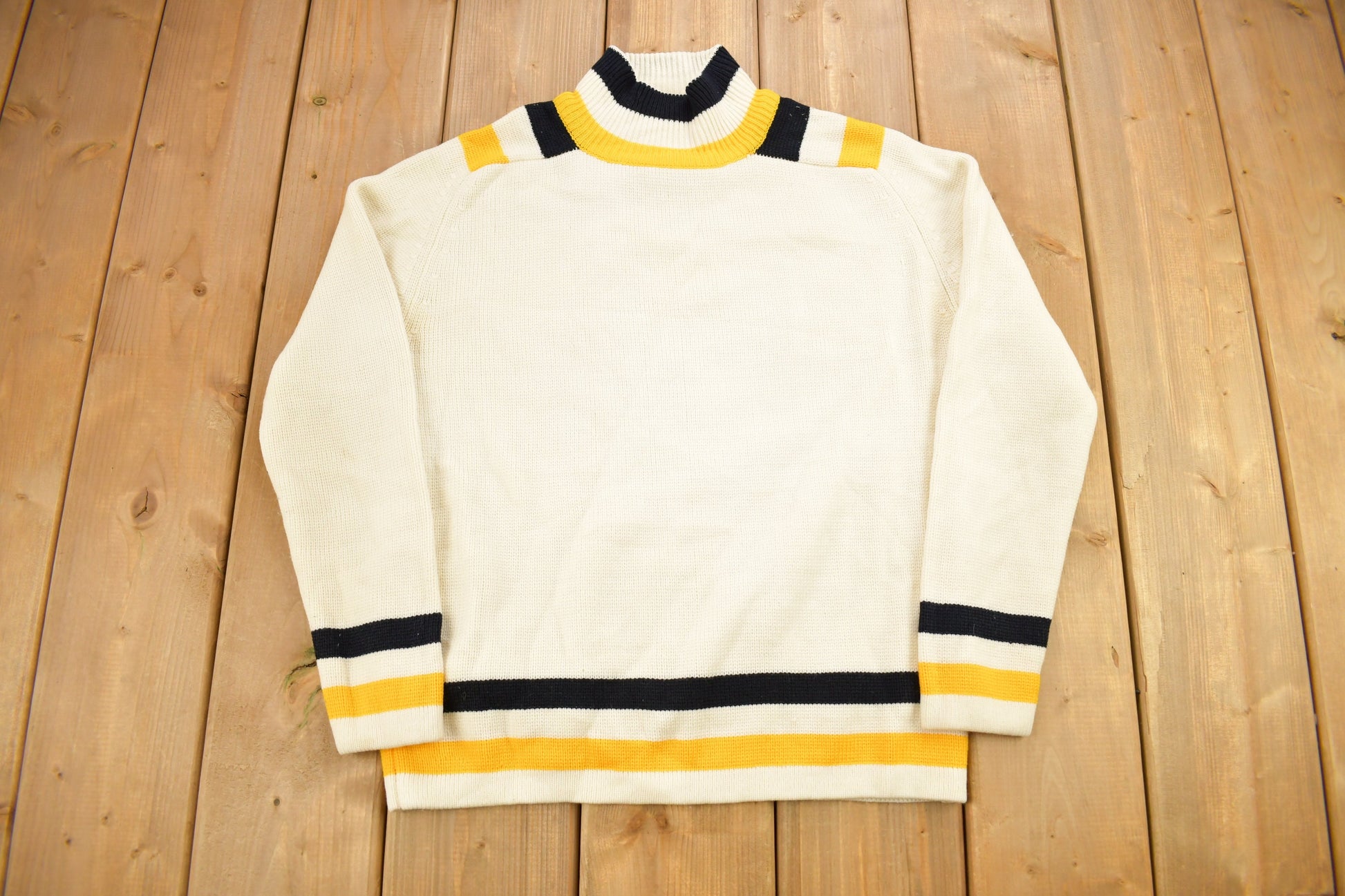 Vintage 1970s Acrylic Knitted Mockneck Sweater