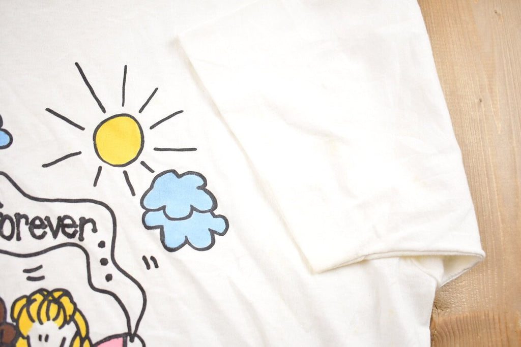 Vintage 1990s Fruit Of The Loom Friends Forever Graphic T-Shirt